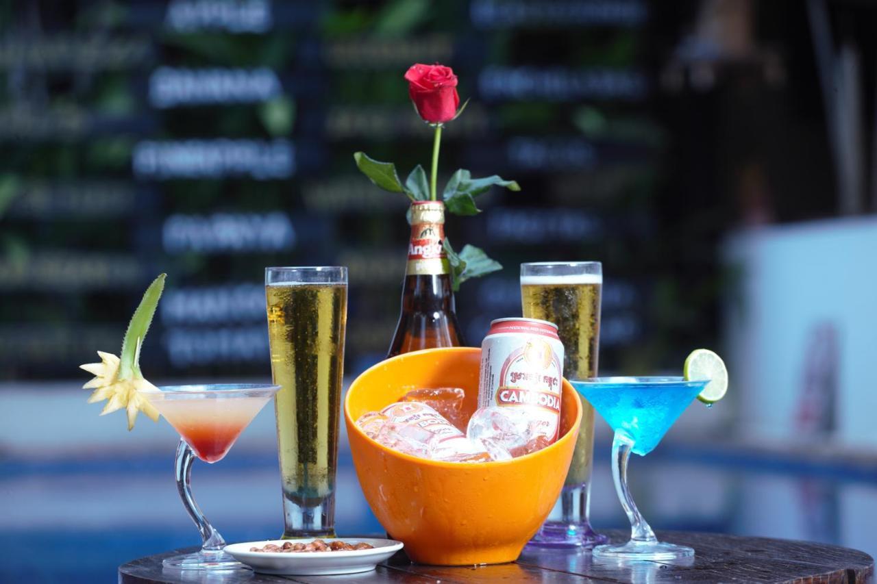 Sok San Street Boutique Hotel Siem Reap Bagian luar foto