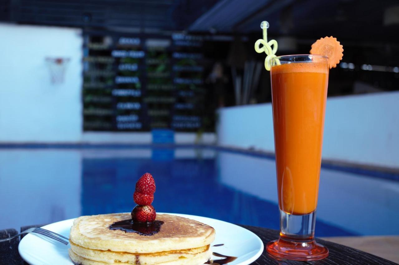 Sok San Street Boutique Hotel Siem Reap Bagian luar foto