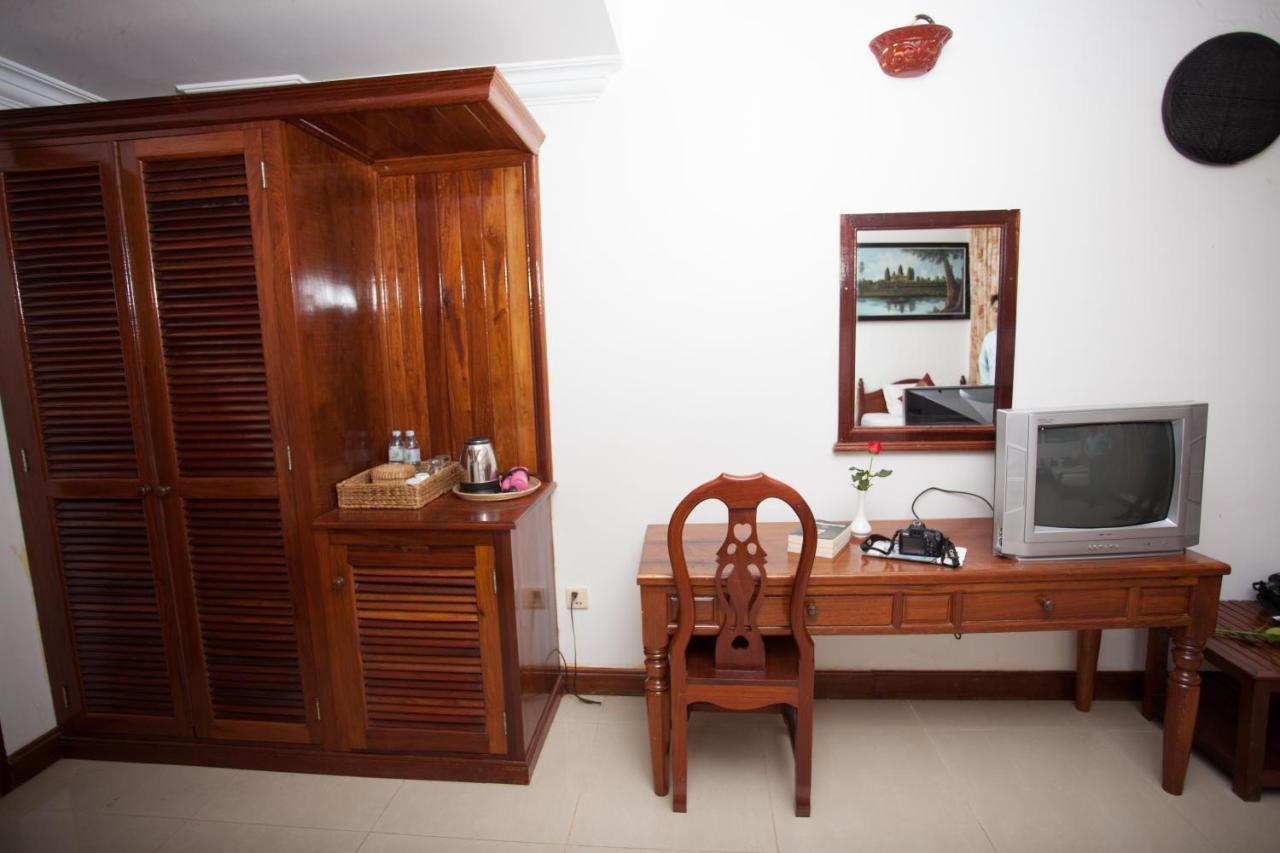 Sok San Street Boutique Hotel Siem Reap Bagian luar foto